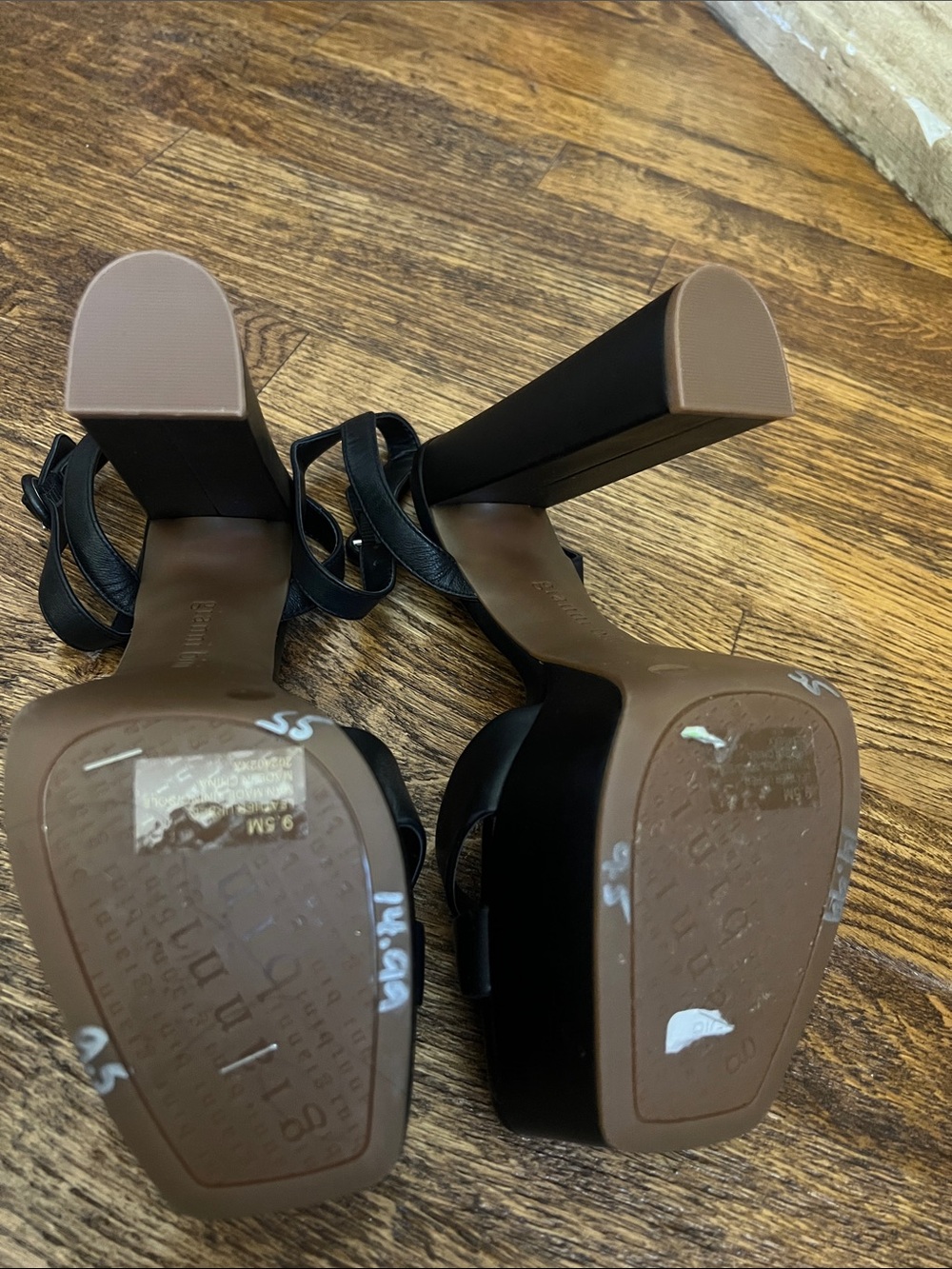 Gianni Bini Black Strappy Square Toe Block Heels - Picture 5 of 5